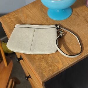 Wilson's Leather Cream Colored Clip Wristlet With Pocket